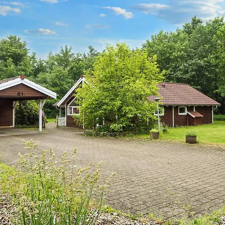 7 Person In Toftlund-by Traum * Toftlund